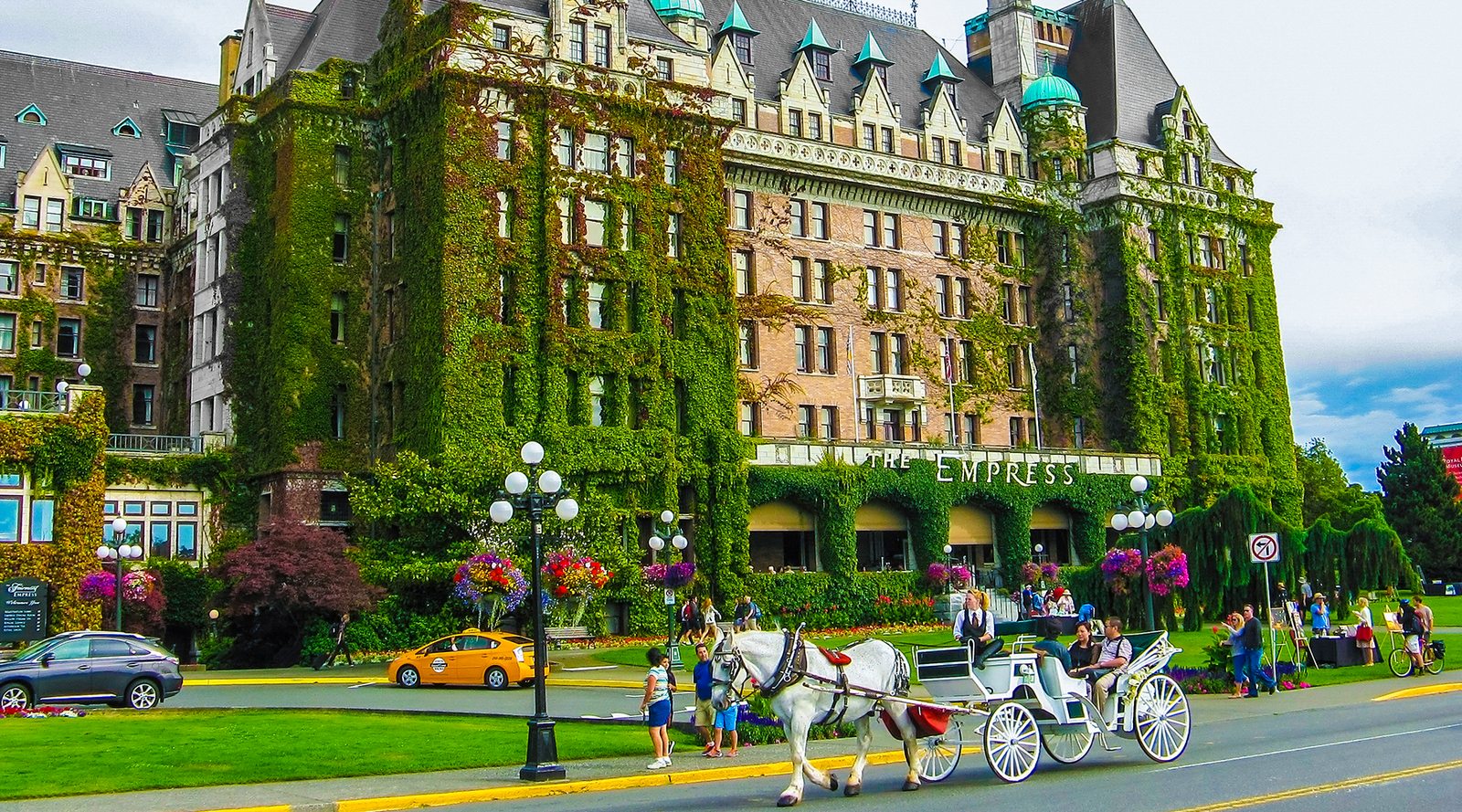 Whatcha Drinkin? Empress Purple Gin